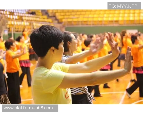 足球裁判操的规则解析与实战技巧分享助你成为优秀裁判员